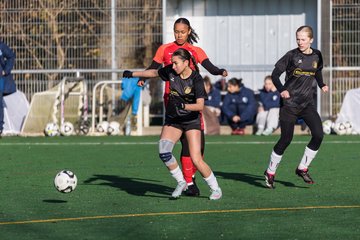 Bild 38 - wBJ VfL Pinneberg2 - Eimsbuttler TV 3 : Ergebnis: 5:0